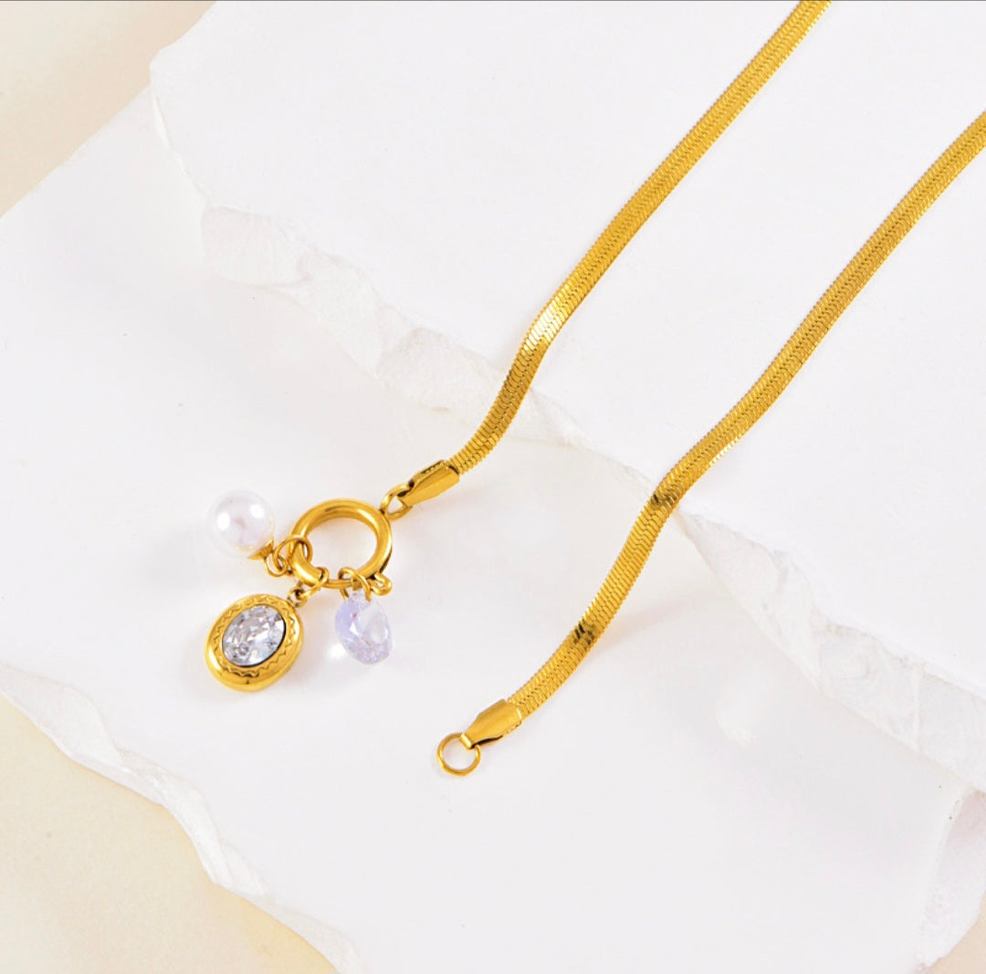 Diamond Pearl Necklace