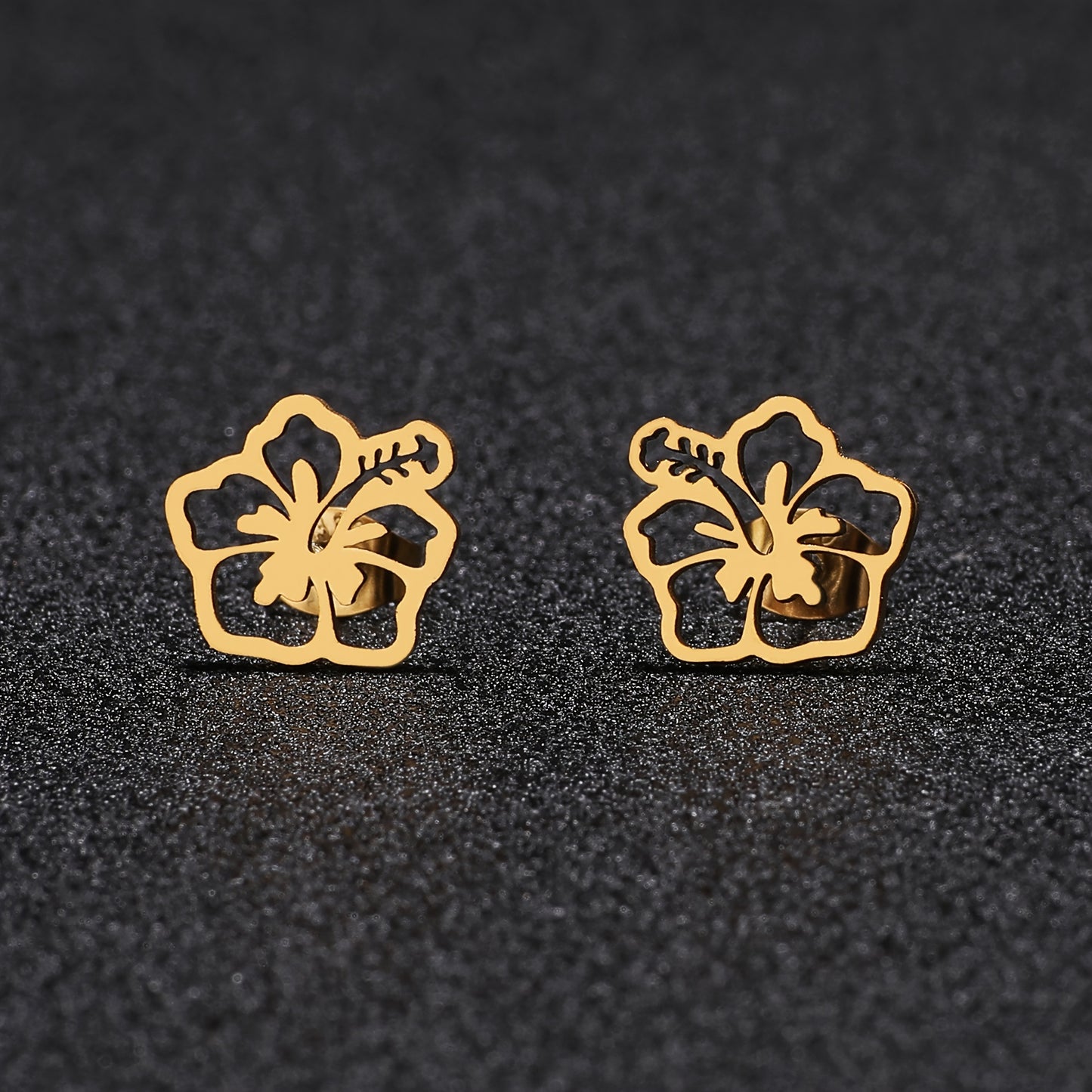 Flor de Maga Earring Studs