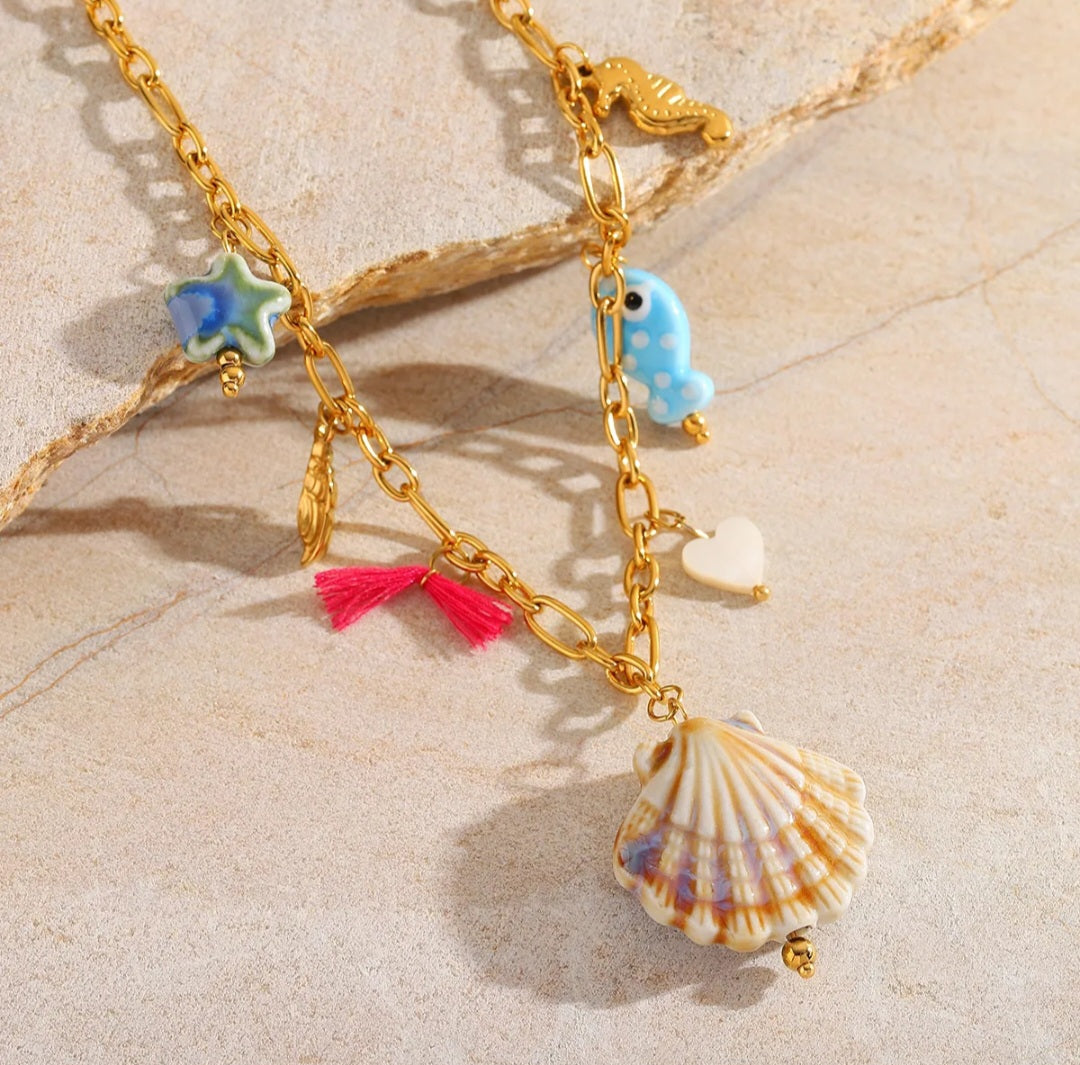 Concha de mar Necklace