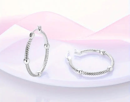 Naja Hoops