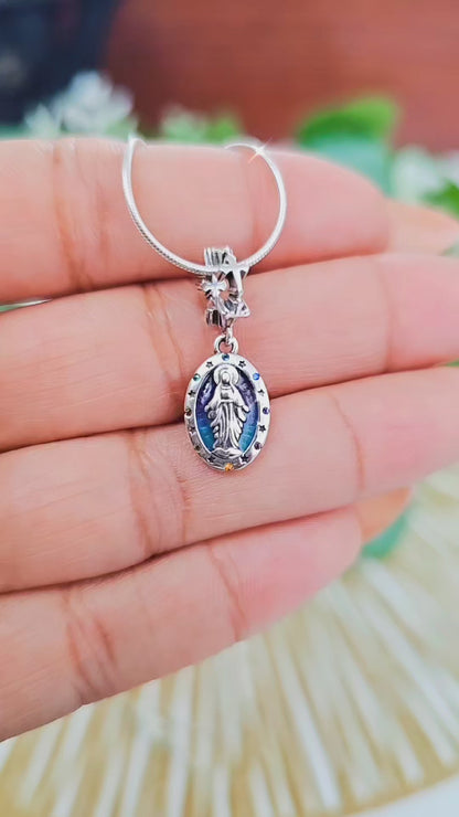 María, Madre de Misericordia Charm