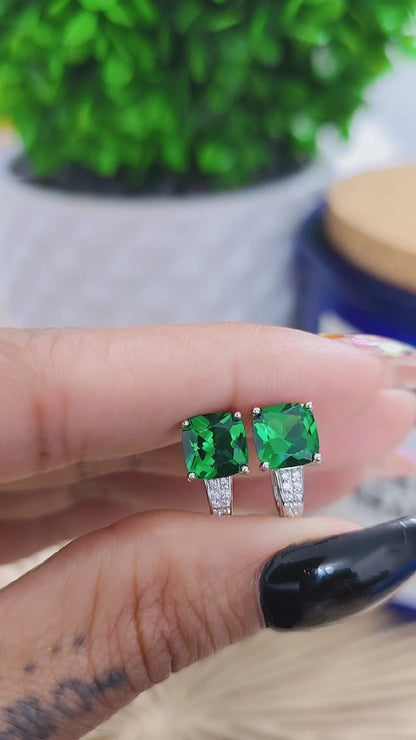 Beauty Emerald Earrings
