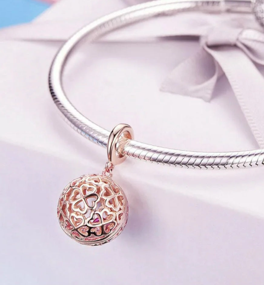 Trebol de corazones Rose Gold Charm